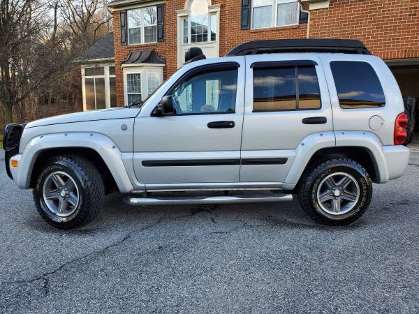 2004 Jeep Liberty Renegade - cars & trucks - by owner - vehicle... for sale in Ellicott City, MD – photo 4
