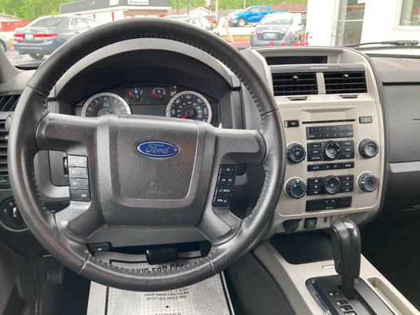 2012 Ford Escape XLT - - by dealer - vehicle for sale in Louisville, KY – photo 6