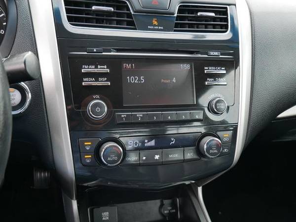 2015 Nissan Altima LEATER LOADED AND READY TO GO DRIVE FOR ONLY for sale in Minneapolis, MN – photo 10