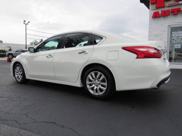 2016 Nissan Altima 2.5S - cars & trucks - by dealer - vehicle... for sale in Rockford, IL – photo 6