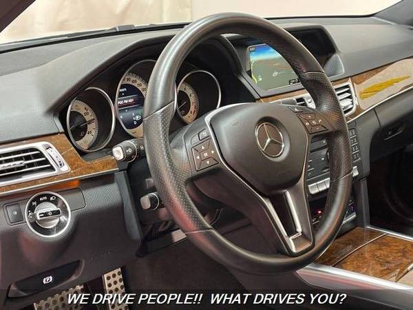 2016 Mercedes-Benz E 350 E 350 4dr Sedan We Can Get You Approved For for sale in Temple Hills, District Of Columbia – photo 22