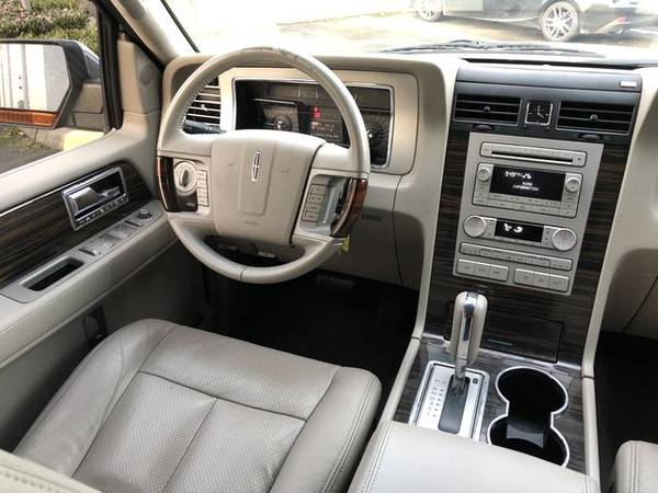 2008 Lincoln Navigator-101627 Miles! - cars & trucks - by dealer -... for sale in Woodinville, WA – photo 11