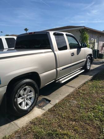2004 Gmc Sierra 1500 SLE extended cab 5.3L - cars & trucks - by... for sale in Holiday, FL – photo 4