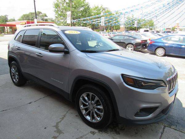 2019 Jeep Cherokee Latitude Plus Holiday Special for sale in Burbank, IL – photo 10
