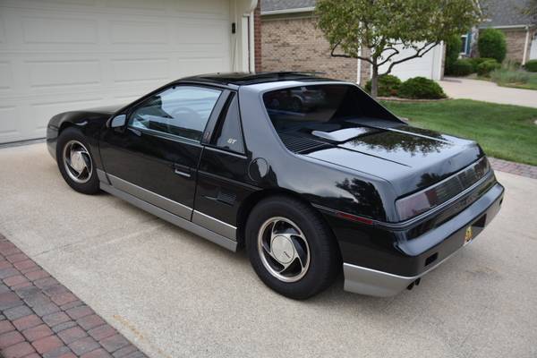 1985 Pontiac Fiero GT for sale in Sterling Heights, MI – photo 2