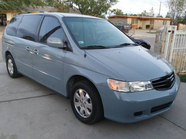 **Honda odyssey like new clean title** for sale in El Paso, TX – photo 2
