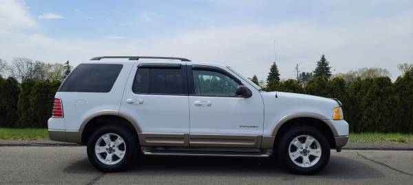 04 Ford Explorer AWD Eddie Bauer 156k/ - by for sale in East Hartford, CT – photo 10