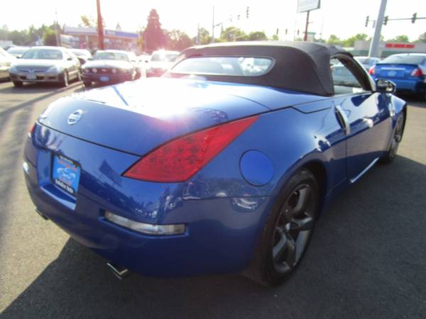 2007 Nissan 350Z 2dr Roadster Manual *BRIGHT BLUE* 70K CLEANEST... for sale in Milwaukie, OR – photo 7