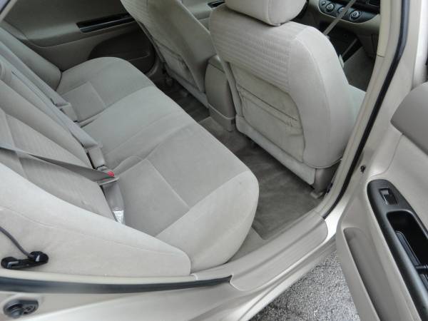 2006 Toyota Camry SE - NO RUST - REMOTE STARTER! for sale in South Heights, PA – photo 12