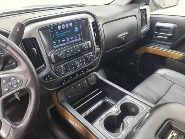 2016 Chevrolet Silverado 1500 LTZ! 4WD! Moon! Nav! Htd & Cld Seats! for sale in Suamico, WI – photo 17