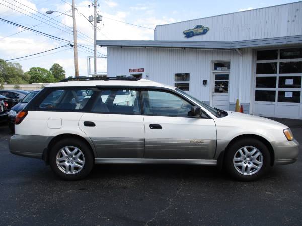2002 Subaru Outback Wagon ** AWD, Drives great, Low priced** - cars... for sale in Roanoke, VA – photo 7