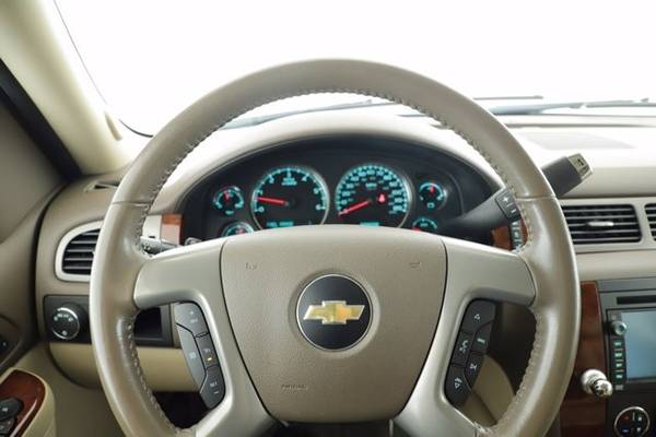 2011 Chevrolet Suburban LTZ - cars & trucks - by dealer - vehicle... for sale in Sarasota, FL – photo 21