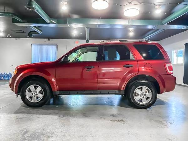 2012 Ford Escape 4WD 4dr XLT - cars & trucks - by dealer - vehicle... for sale in Ontario, NY – photo 6