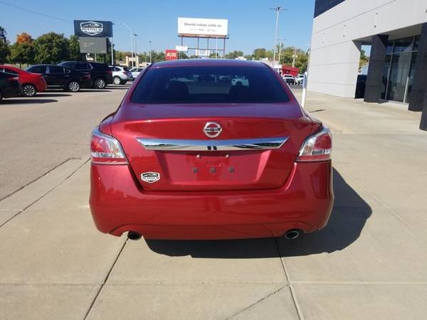 2014 Nissan Altima - Financing Available! - cars & trucks - by... for sale in Topeka, KS – photo 17