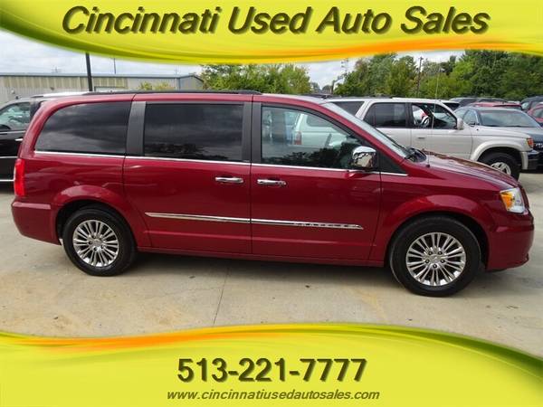 2013 Chrysler Town & Country Touring-L V6 FWD - cars & trucks - by... for sale in Cincinnati, OH – photo 6