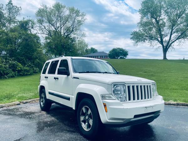 2008 JEEP LIBERTY 3 7L V6 One Owner - - by dealer for sale in St. Charles, MO – photo 7