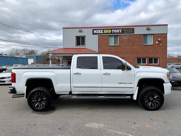 Take a look at this 2017 GMC Sierra 2500HD-Hartford - cars & trucks... for sale in South Windsor, CT – photo 4