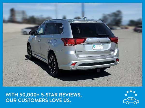 2018 Mitsubishi Outlander PHEV SEL Sport Utility 4D suv Silver for sale in Beaumont, TX – photo 6