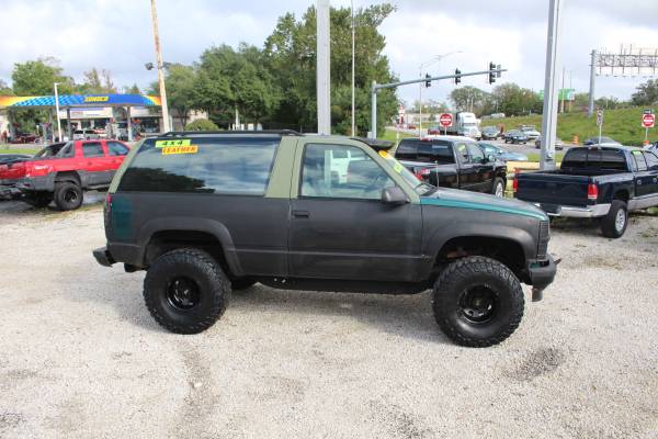 👍1996 Chevy Tahoe Lifted Buy-Here Pay-Here - cars & trucks - by... for sale in Jacksonville, FL – photo 15