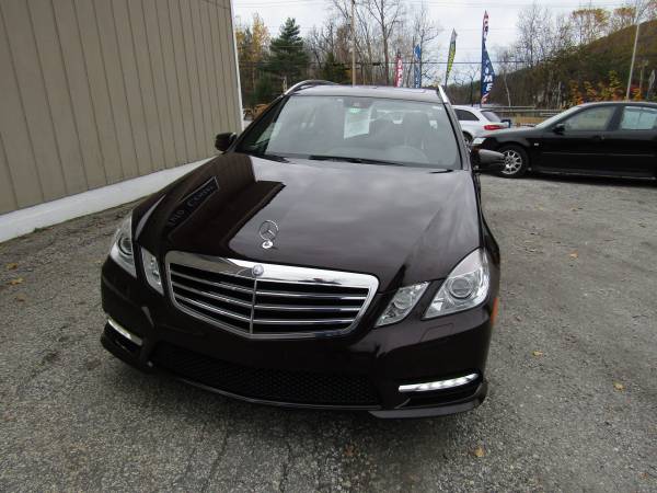 2013 Mercedes-Benz E350 4Matic Wagon! Third row seating, ONLY 40k Mile for sale in East Barre, NH – photo 4