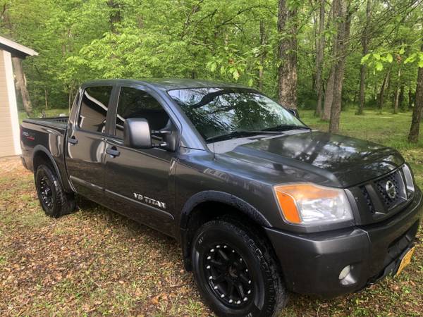 2008 V8 Nissan Titan Pro-4x 4WD for sale in Warrensburg, MO – photo 2