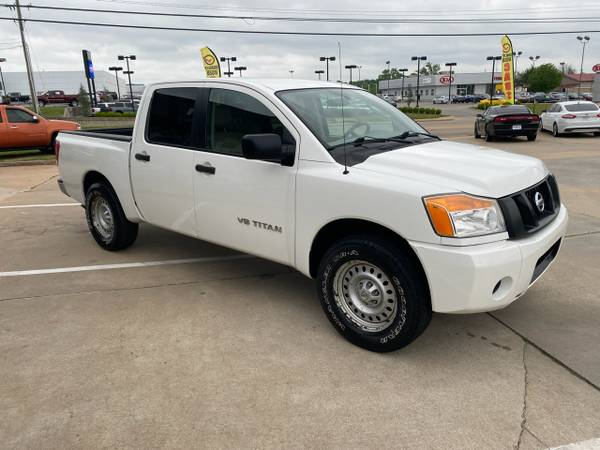 2009 Nissan Titan 2WD Crew Cab SWB XE - - by dealer for sale in Broken Arrow, MO – photo 3