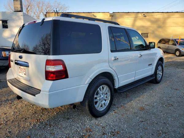 2007 Ford Expedition 4x4 8 passenger. Super clean. - cars & trucks -... for sale in Highland, IL – photo 6