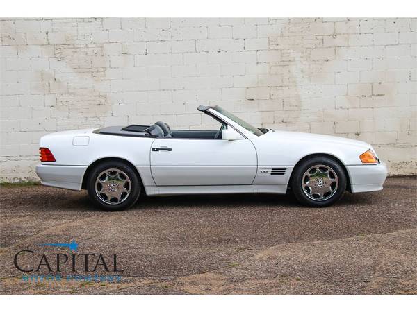 This SL600 has a Classic look! Power Soft Top! Get this V-12 Roadster! for sale in Eau Claire, WI – photo 6