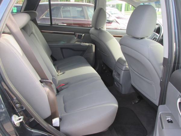 2012 Hyundai Santa Fe GLS AWD ** 113,060 Miles - cars & trucks - by... for sale in Peabody, MA – photo 7