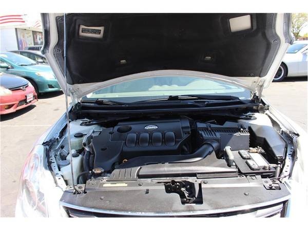 2012 Nissan Altima 2 5 Sedan 4D - FREE FULL TANK OF GAS! - cars & for sale in Modesto, CA – photo 12