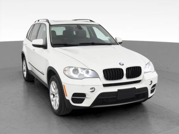 2012 BMW X5 xDrive35i Sport Utility 4D suv White - FINANCE ONLINE -... for sale in Cleveland, OH – photo 16