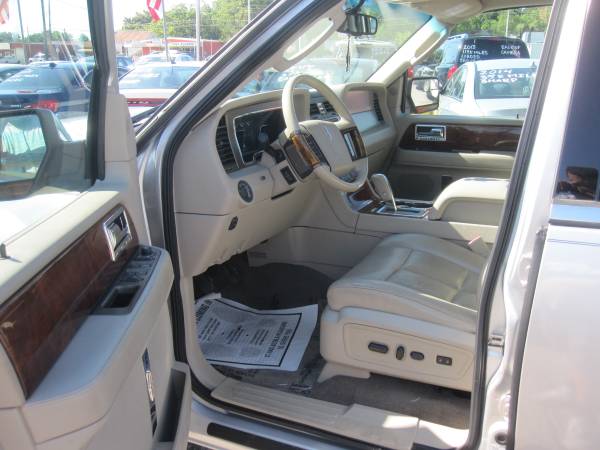 2012 Lincoln Navigator Base 4x2 4dr SUV - - by dealer for sale in Bethany, OK – photo 7