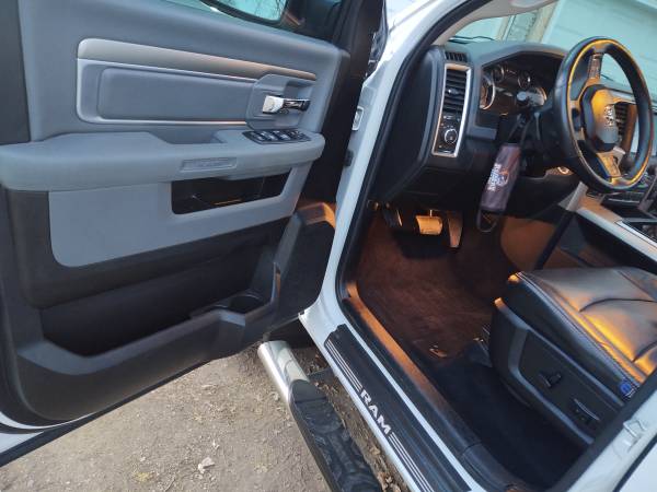 2014 Ram 1500 Big Horn 4x4 - cars & trucks - by owner - vehicle... for sale in Sioux City, IA – photo 13