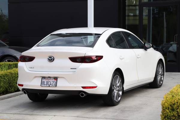 2019 Mazda Mazda3 Select Sedan sedan Snowflake White Pearl Mica for sale in Newark, CA – photo 4