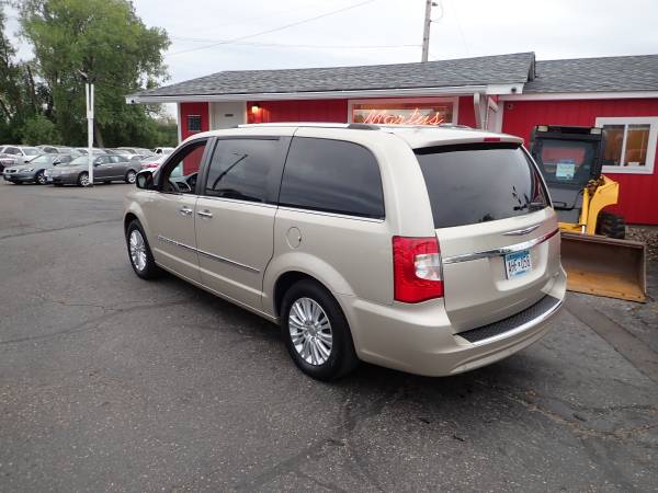 2014 Chrysler Town and Country Limited- CLEAN CARFAX, LOADED, NICE!!!! for sale in Savage, MN – photo 3