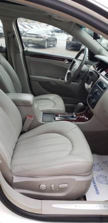 LEATHER!! 2006 Buick Lucerne 4dr Sdn CXL V6 for sale in Chesaning, MI – photo 8