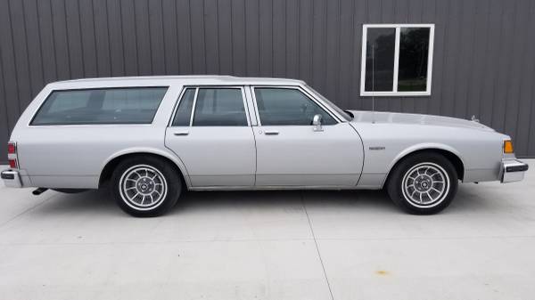 1987 Buick Lesabre Estate Wagon Original Super Clean One Owner for sale in Grinnell, IL – photo 24
