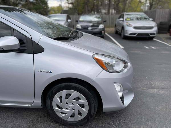 2016 Toyota Prius c Two 50mpg 21000 miles PKG2 Hybrid 1 owner clean for sale in Walpole, RI – photo 12