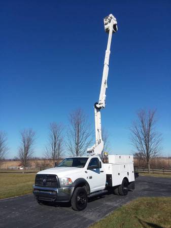 45' 2012 Dodge Ram 5500 Diesel Bucket Boom Lift Truck ALTEC AT37G -... for sale in Gilberts, SD – photo 2