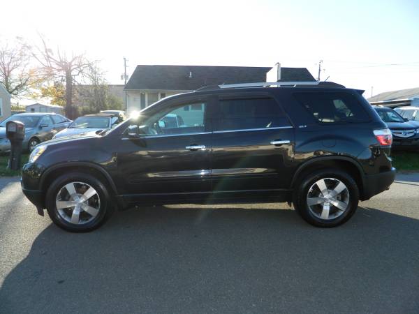 2012 GMC ACADIA SLT AWD **CLN CARFAX ** - cars & trucks - by dealer... for sale in Fredericksburg, District Of Columbia – photo 2