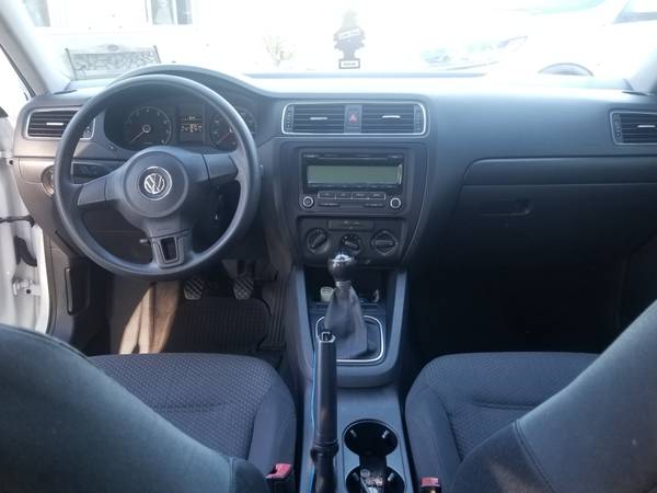 2011 Volkswagen Jetta 2.0 L Manual Transmission - cars & trucks - by... for sale in Hollywood, FL – photo 4