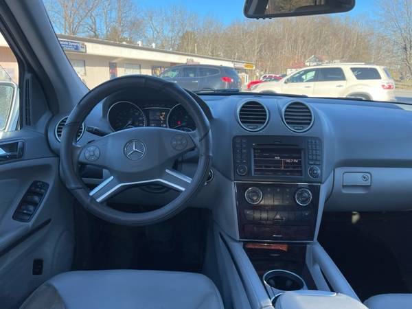 2010 MERCEDES ML 350/FULLY LOADED! LIKE NEW ! 2010 ML350! - cars & for sale in East Stroudsburg, PA – photo 15