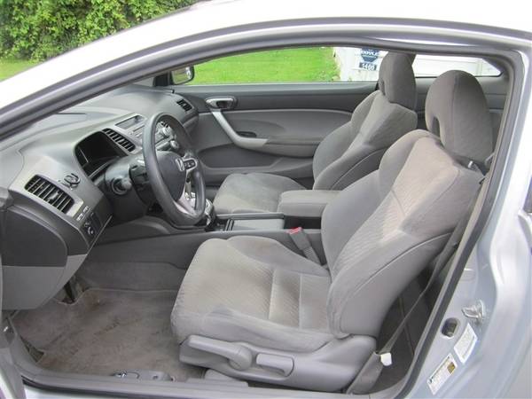 2009 HONDA CIVIC EX Coupe Auto. Sun Roof ! Nice ! for sale in Rochester , NY – photo 6