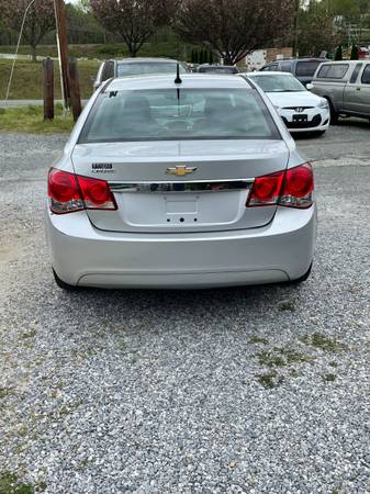 2014 Chevy Cruze very clean, 6-speed Runs great! for sale in Marion, NC – photo 5
