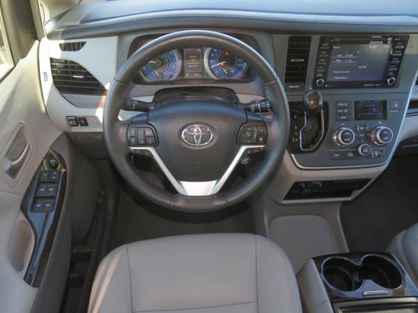 *2020* *Toyota* *Sienna* *XLE Automatic Access Seat FWD 7-Passenger*... for sale in Houston, TX – photo 10