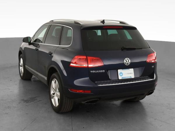 2011 VW Volkswagen Touareg VR6 Lux Sport Utility 4D suv Blue -... for sale in Chicago, IL – photo 8