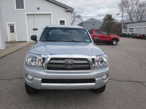 2010 Toyota Tacoma 4dr Double Cab SR5 4x4 V6 Auto 205K Silver 13950 for sale in East Derry, MA – photo 5