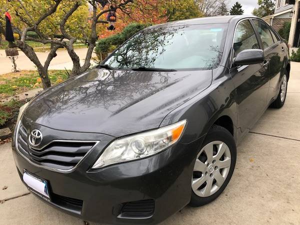 2011 Toyota Camry LE Supper LOW Mileage - cars & trucks - by owner -... for sale in Glenview, IL – photo 5