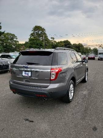 2011 FORD Explorer XLT 4D Crossover SUV for sale in Bay Shore, NY – photo 4