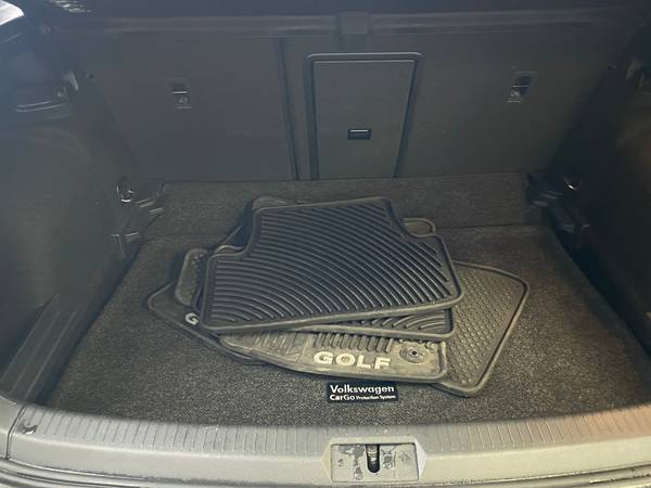 2017 VW Volkswagen Golf TSI SE Hatchback Sedan 4D sedan Gray -... for sale in Fort Collins, CO – photo 23